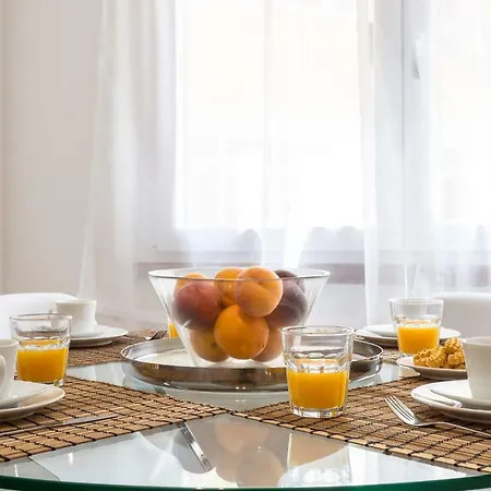 First House Apartament *
