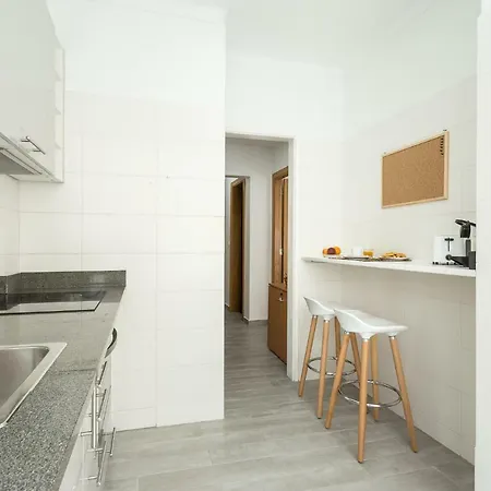 First House * Lisboa